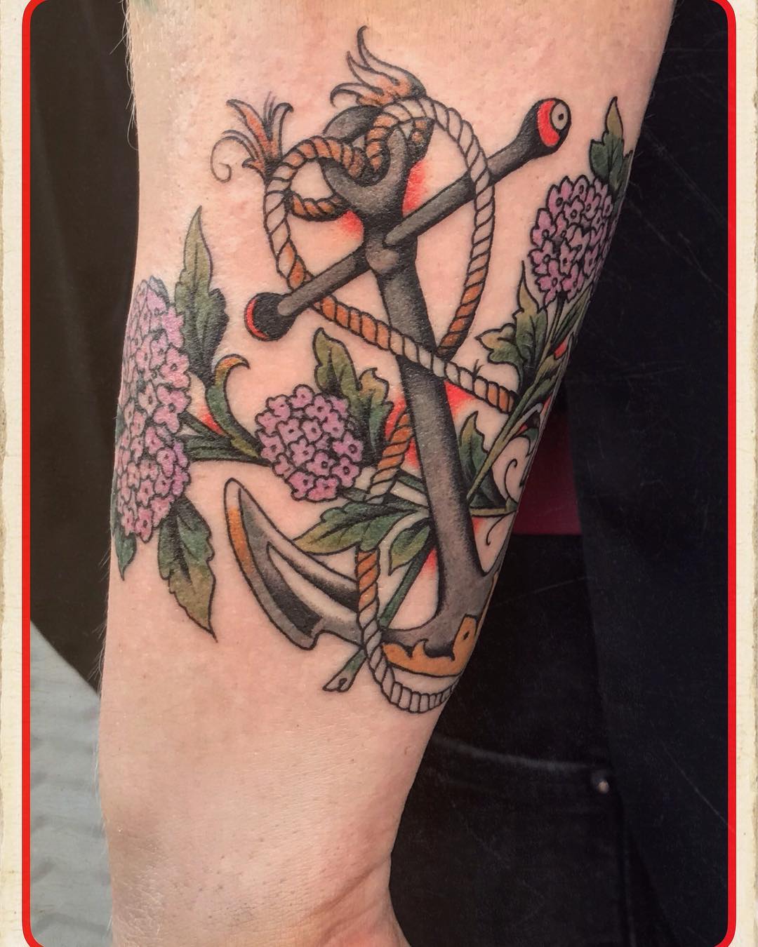 Anchor, rope and flowers done. Please more of this.
#matthiasblossfeld #sideshow