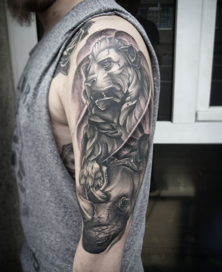 "Big 5"-Sleeve in progress....thanks again for the trust
#germantattooers #tatto