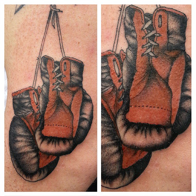 Boxing gloves @andreasspeckmann, #stuckinthepasttattoo #dortmundfinest #bright_a
