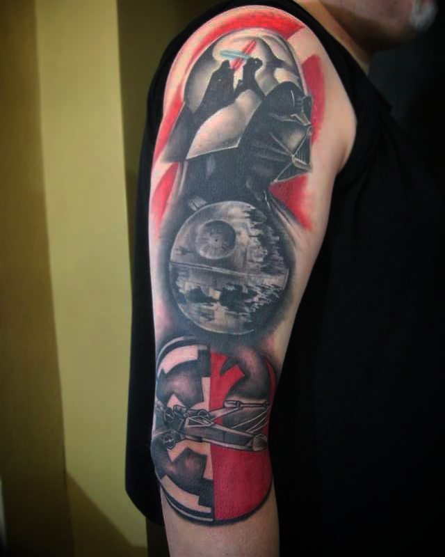 Cover-up.....upper part healed, swellbow fresh
Not the best pic, but i think you