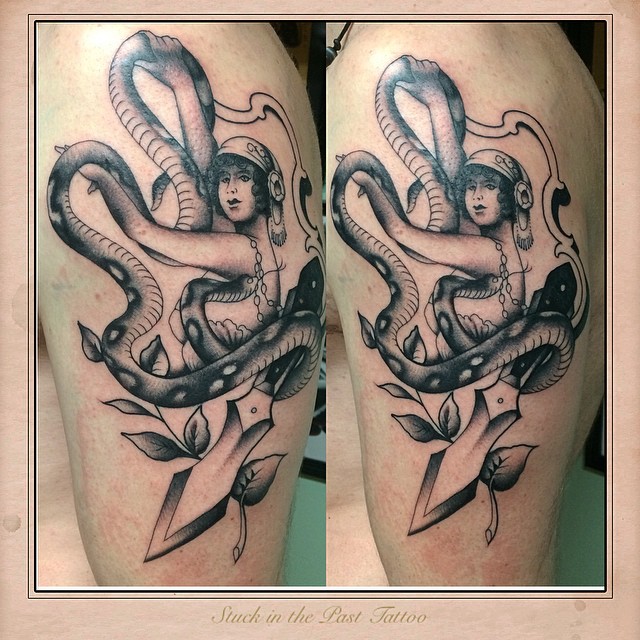 Did this few weeks ago,
#stuckinthepasttattoo
 #bright_and_bold #germantattooers