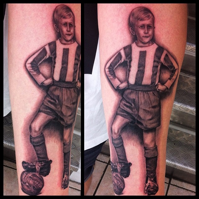 Doing Soccer Tattoos in Denmark instead of watching Soccer Worldcup in Germoney ...
