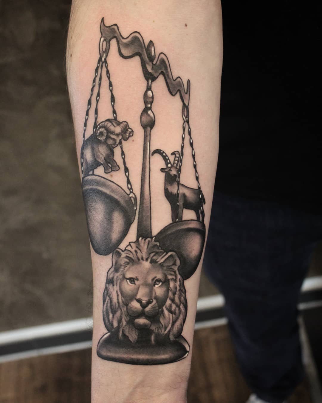 Family-tattoo from this week, thx for the trust.
#germantattooers #germanartist