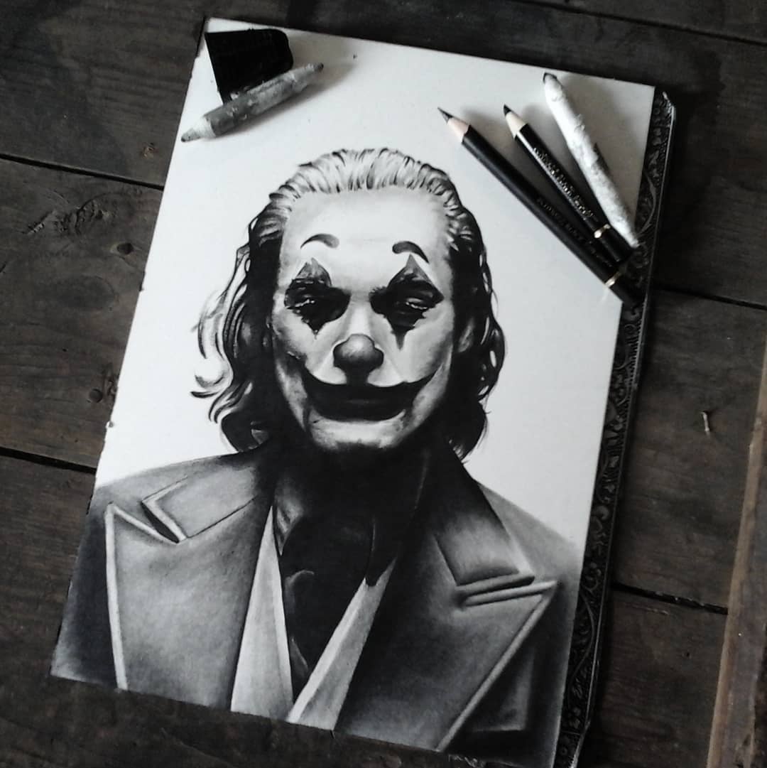 Finally done with the new joker, can't wait to see the movie. 
@dccomics @joaqui