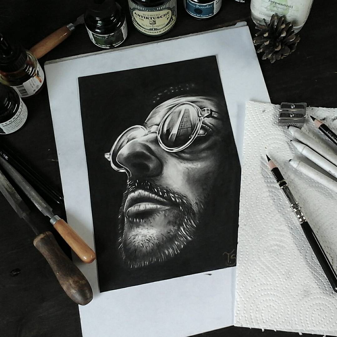 Finally done with this "leon the professional"-drawing....hope you like it and t