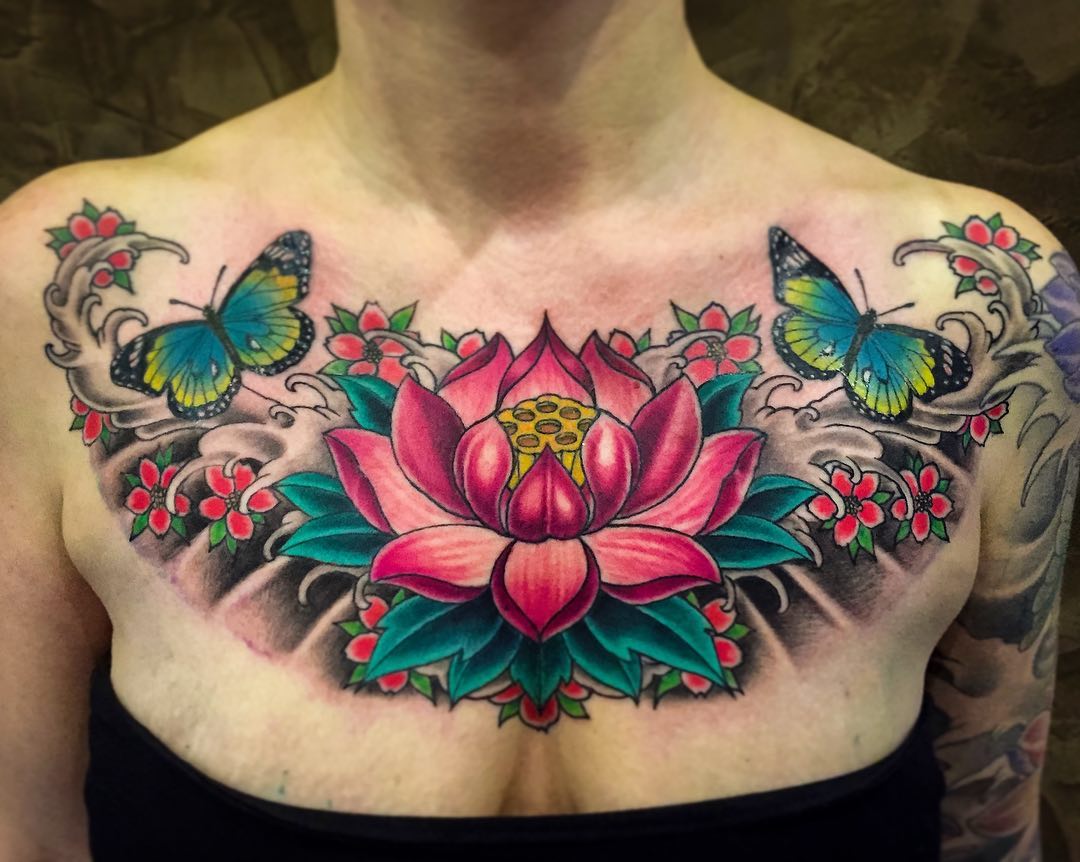 Finished Karo‘s chest piece today, most parts healed and some parts fresh.

#tat...