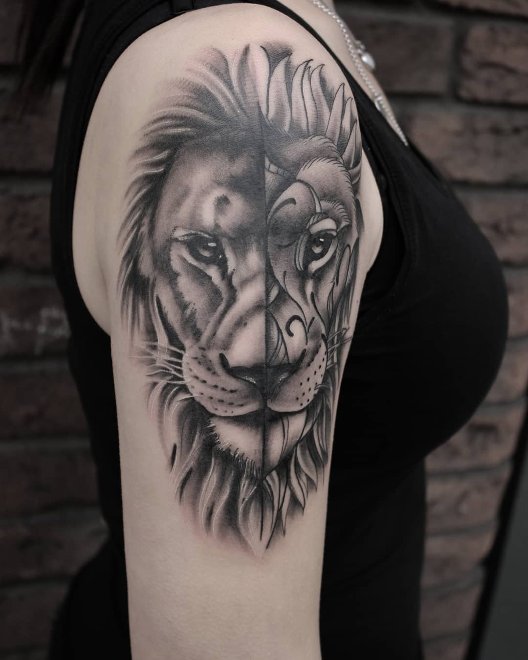 Fresh lion on @graewinha , thanx for the trust and patience
#germantattooers #ge