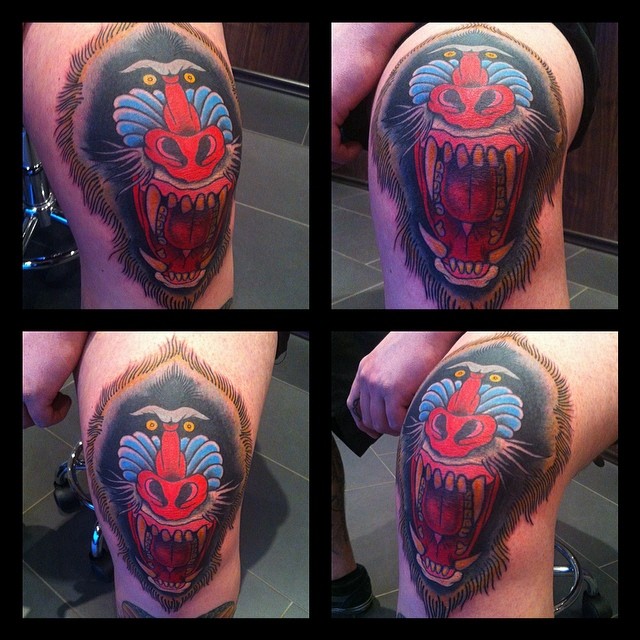 Fun in a knee cap today! More of this please! #tattoo #tattooing #traditional#tr...
