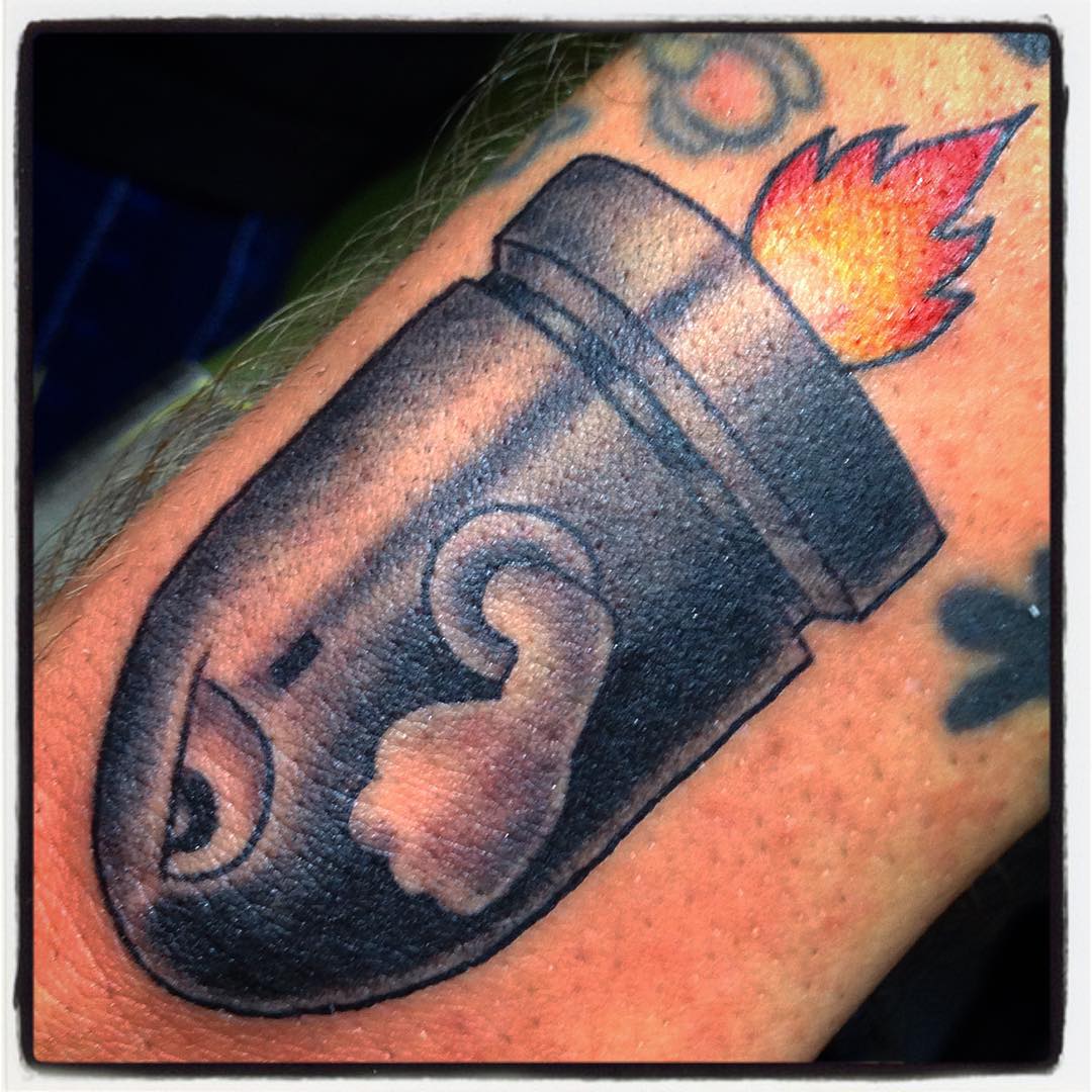 Fun little filler piece on a good friend today #tattoo #tattoing #fun#funtattoo#...