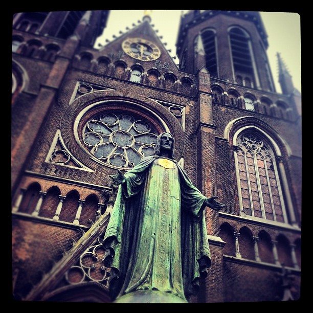 Hail Satan Worshipping Doom #jesus#christ#jesuschrist#statue#jesusstatue#tilburg...