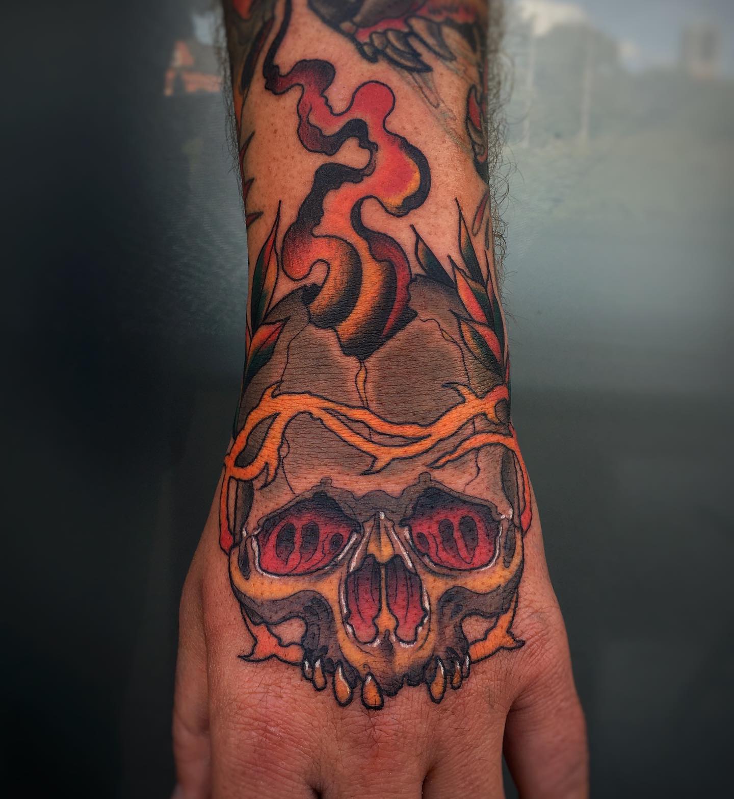 Handtattoo von @ronraida angefertigt... Vielen Dank Sascha, du warst echt richti...