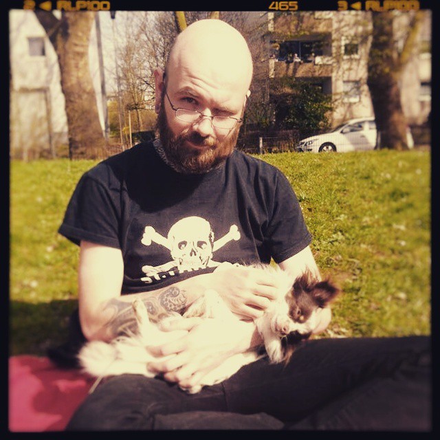 Hangover-sunday....#sunnydays #chihuahua  #petsofinstagram  #dog