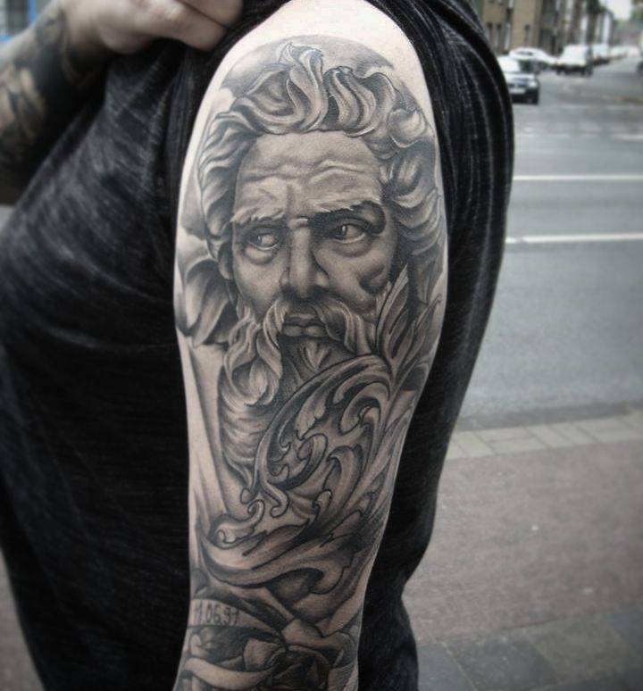 Healed
#germantattooers #tattooworkers #blackandgreytattoo #blackngreyink #heale