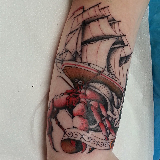 Hermit crab fom flash,
#stuckinthepasttattoo #dortmundfinest #bright_and_bold #t