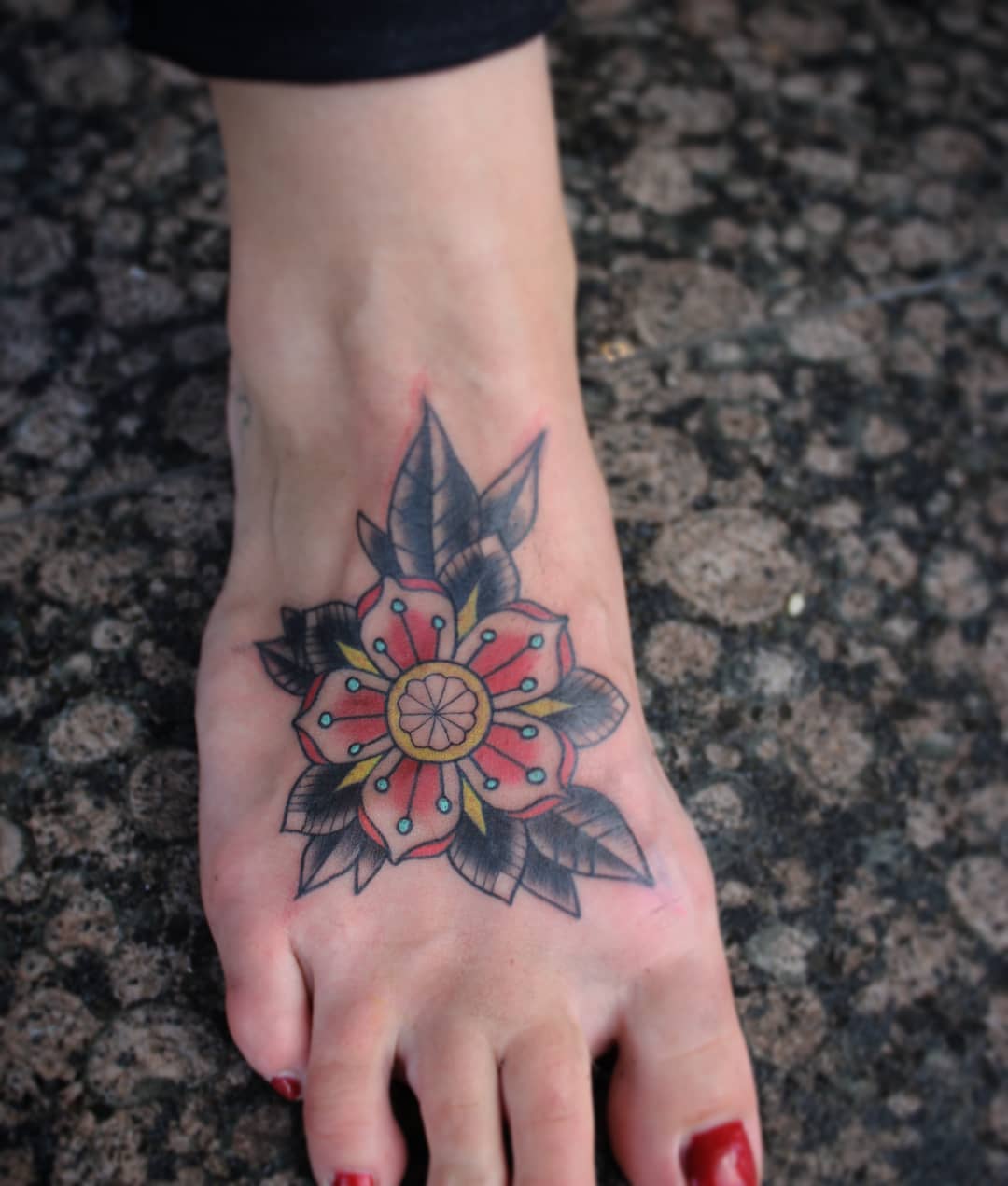 Small flower from yesterday on @vokuhila_mischnueba , thank you for everything
#