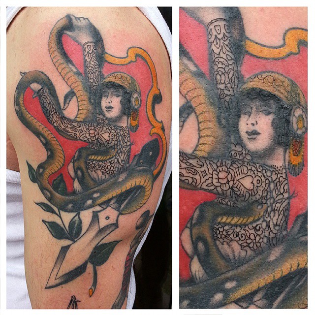 Snake lady, partly fresh, partly healed.. @andreasspeckmann
#stuckinthepasttatto