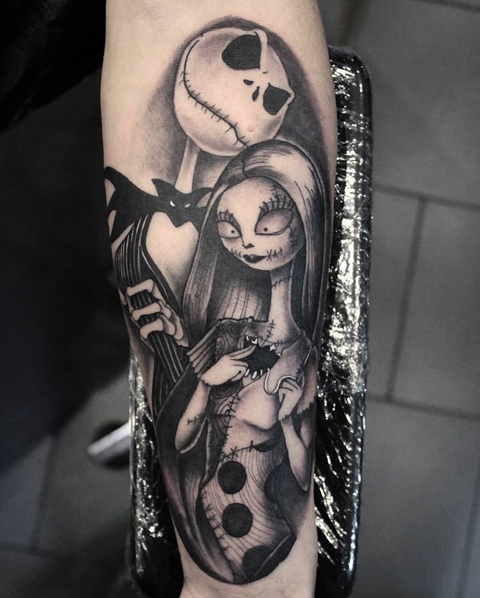 Tattoo angefertigt von @tommyschaarschmidt  #blackworktattoo #zeitgeisttattoo #b...