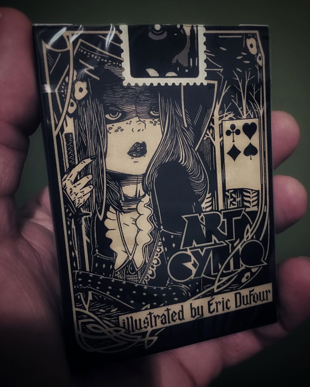 Today I got my new poker cardset by @artcyniq  And I must say it‘s a MUST HAVE!!