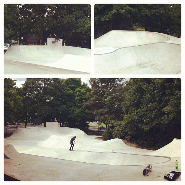 Wanne! The legend lives on! #skateboard#skateboarding#skatepark#flowpark#concret...