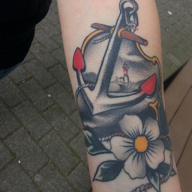 Without filter and vintage paper,
Healed from a while ago,
#stuckinthepasttattoo