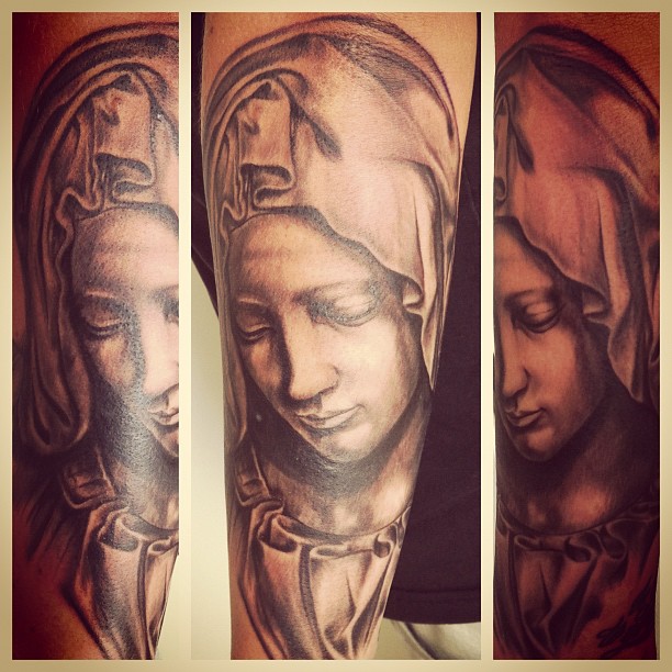 Work of today #tattoo#tattooing#tattooart#artwork#pieta#pietà#michelangelo#mary#...