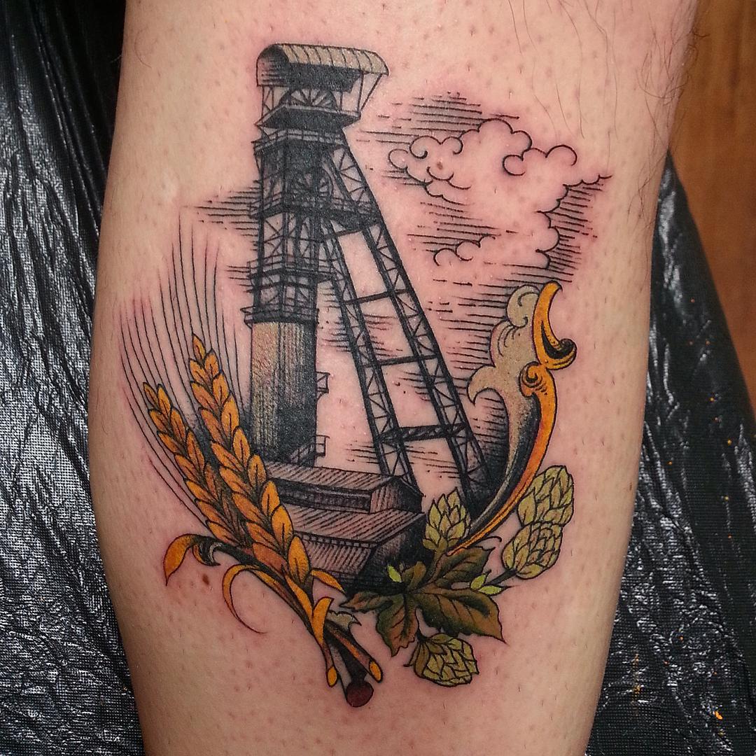 Zechenidylle mit hopfen und malz
#stuckinthepasttatto #zeche #hausaden #kurl3 #l