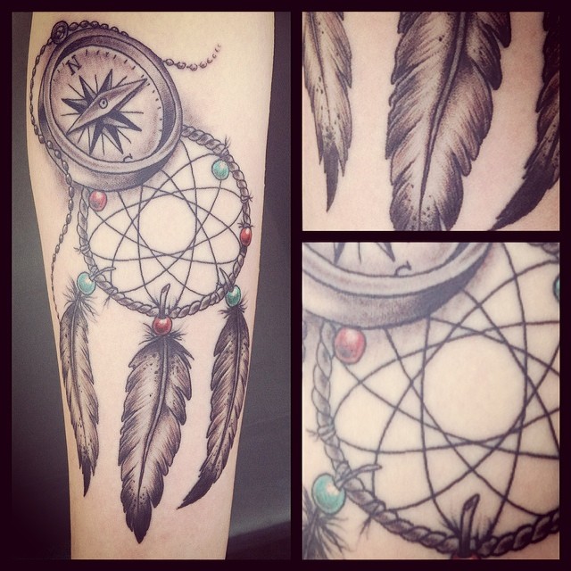 some girly stuff today #tattoo#tattooing#girly#girlystuff#feathers#dreamcatcher#...