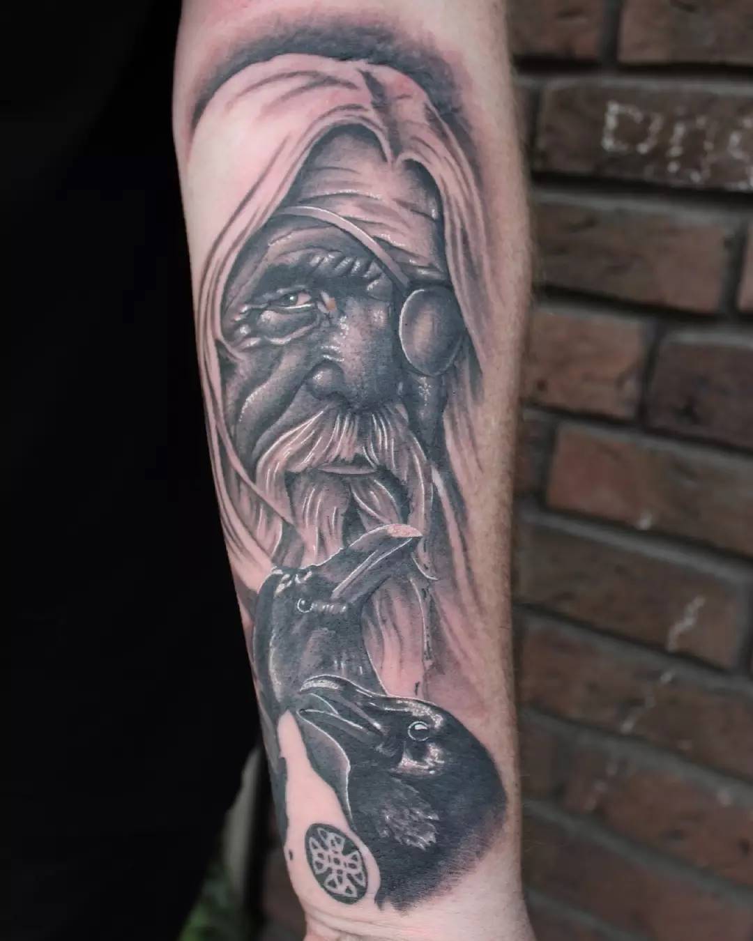 2 days in a row....thx again Friedhelm!
#germantattooers #tattooworkers #tätowie