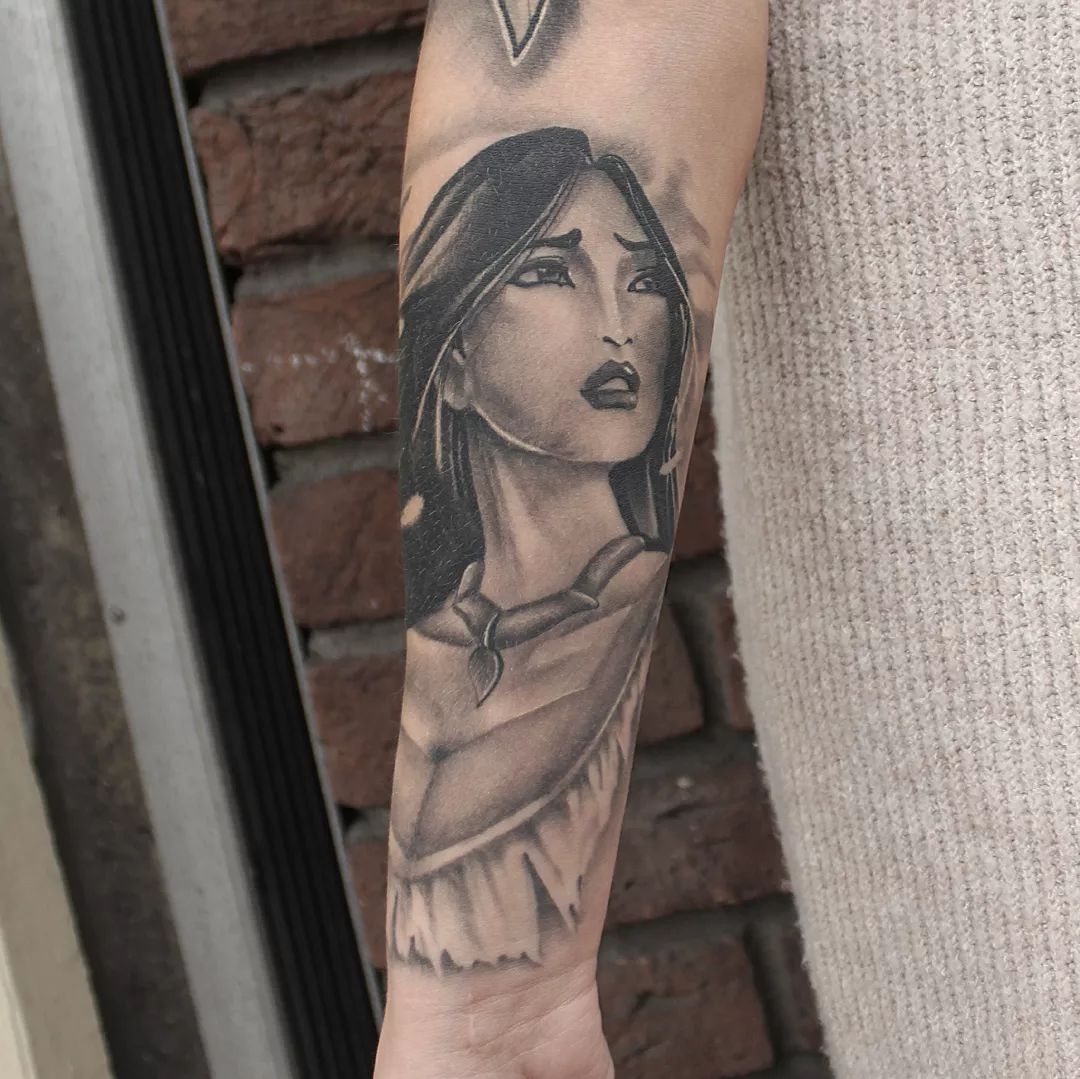 Fully healed pocahontas. Thx again Daniela
#germantattooers #tattooworkers #tatt