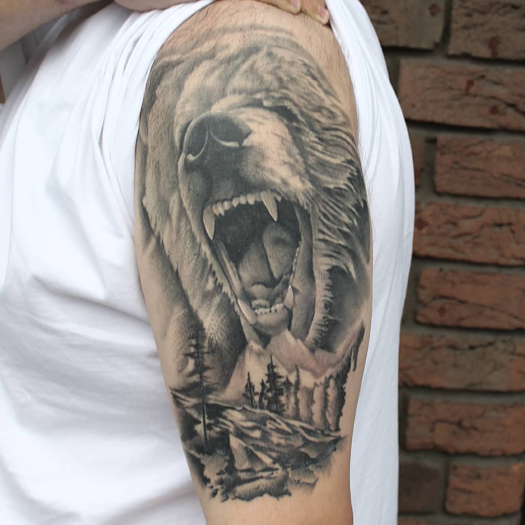 Healed and hairy! Thx again for your trust.
#germantattooers #tattooworkers #tat