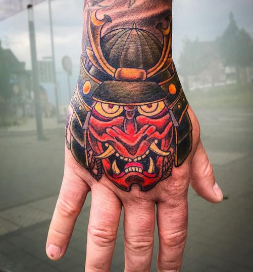 Handmade von @xkaix gestochen