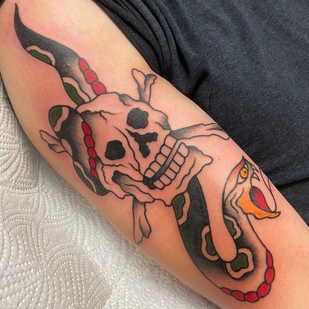 SKULL/SNAKE…

#tattoo #tattoos #tattooed #tattoolife #tattooing #boldwillhold #t