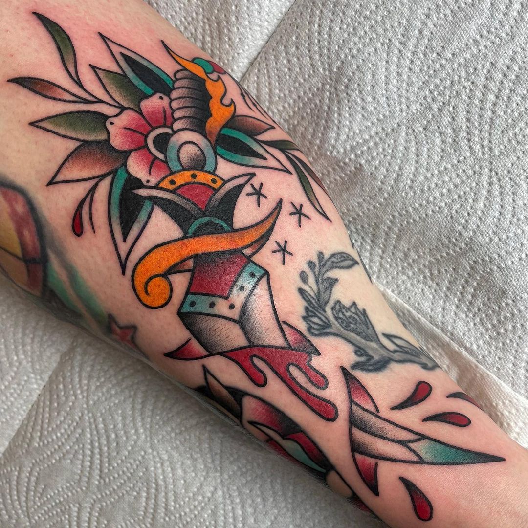 DAGGER…
MADE TO FIT!
Danke @fransi232 

#tattoo #tattoos #tattooed #tattoolife #