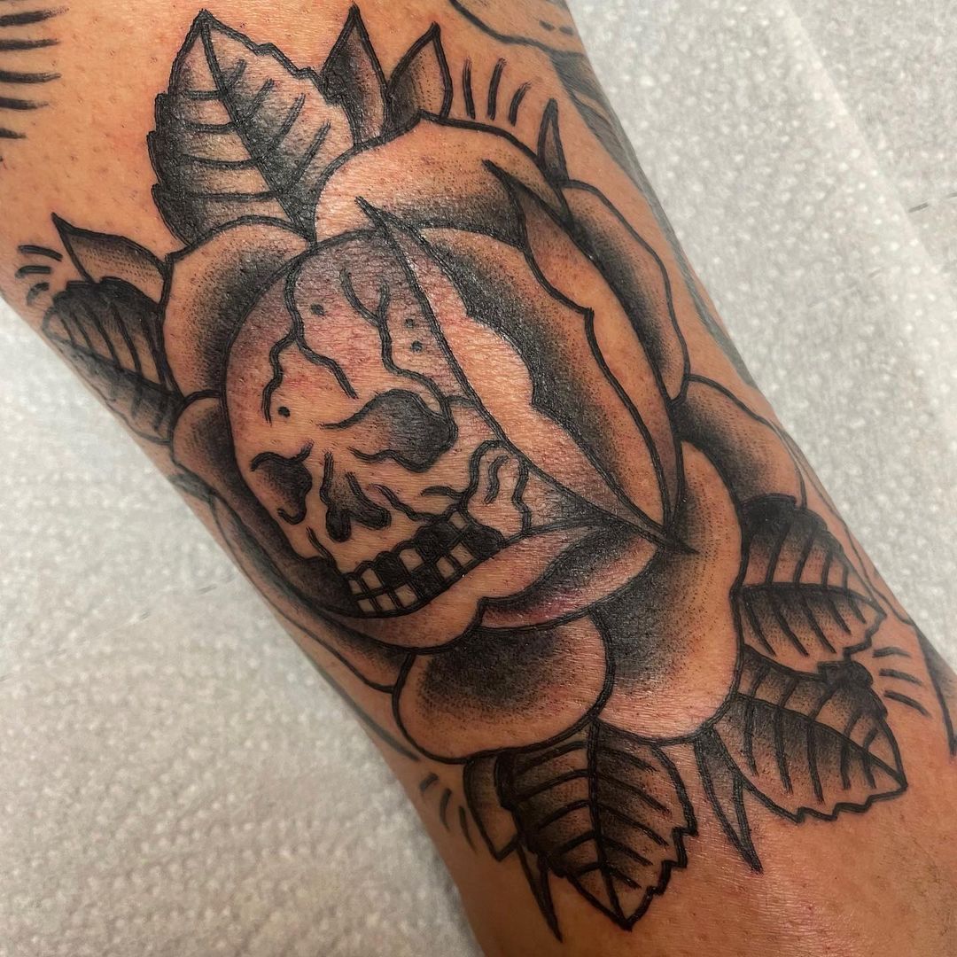 SKULL/ROSE…

#tattoo #tattoos #tattooed #tattoolife #tattooing #boldwillhold #tr