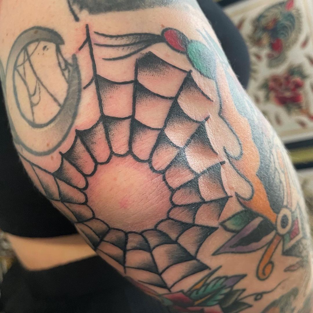 SPIDERWEB…
MADE TO FIT!

#tattoo #tattoos #tattooed #tattoolife #tattooing #bold