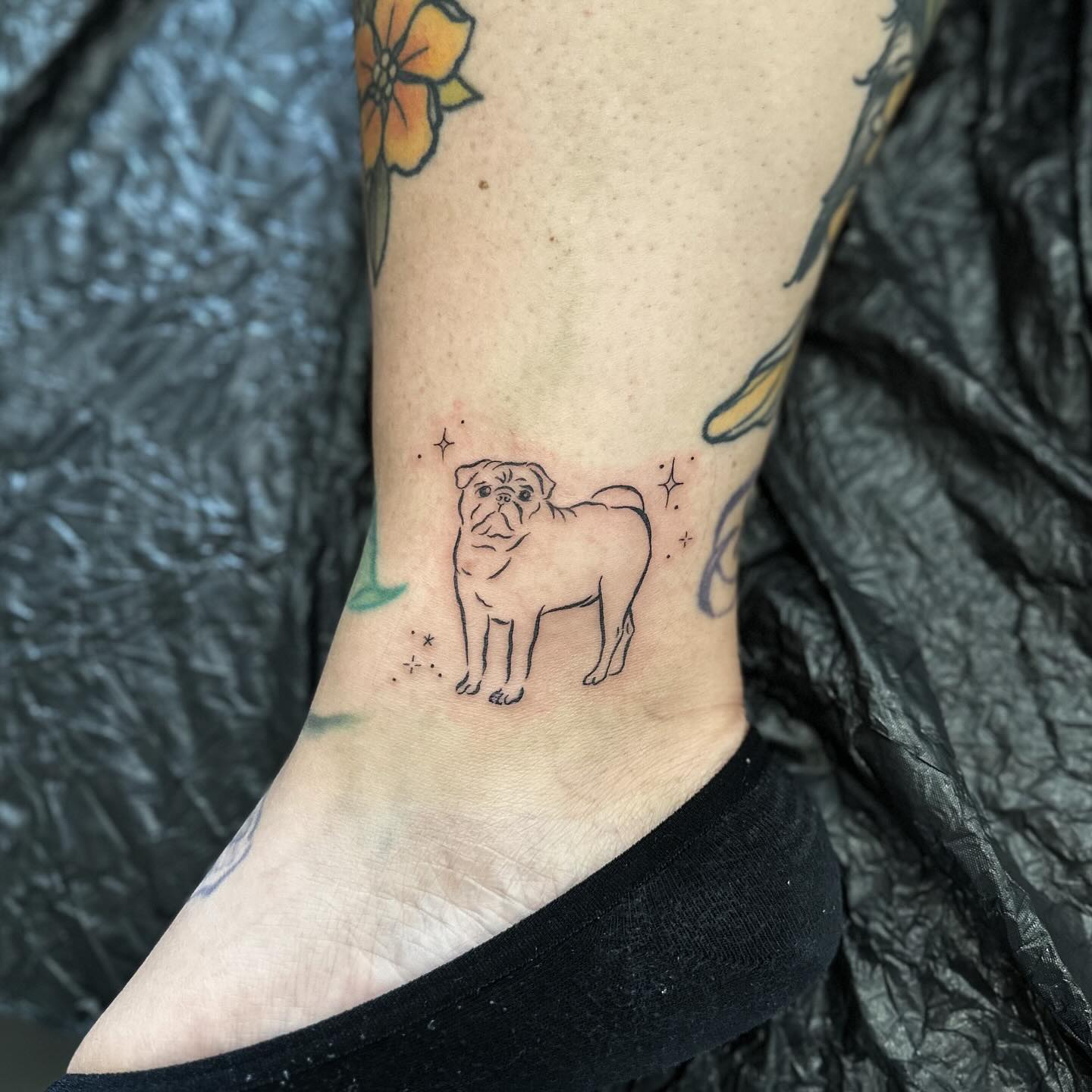 DANKE @_veganfoodini_ 
.
#mopstattoo #tattoo #tattooideas #dogtattoo #dogmom #sm