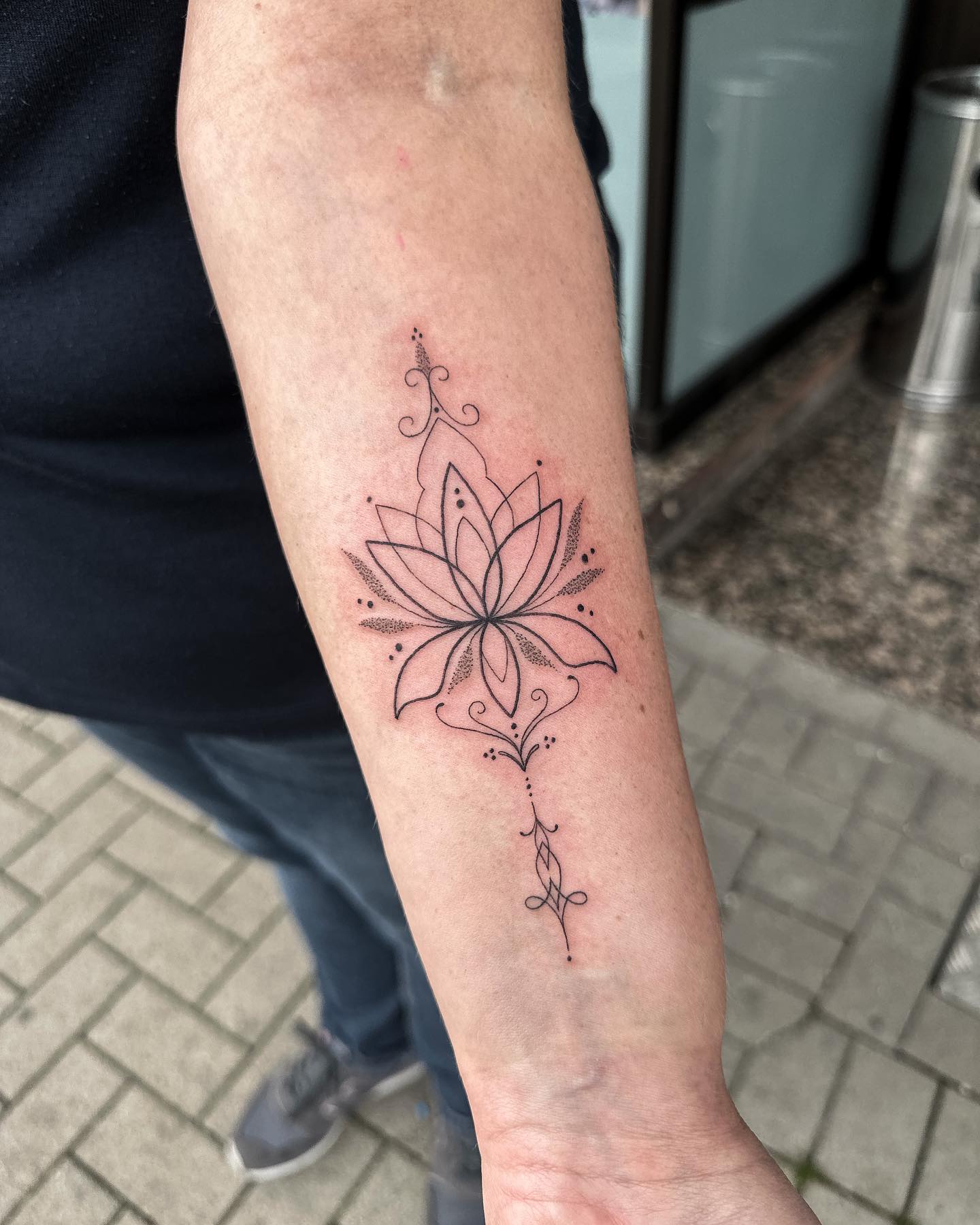 DANKE SANDRA! 
.
#fineline #finelinetattoo #finetattoo #dotwork #dotworkmandala