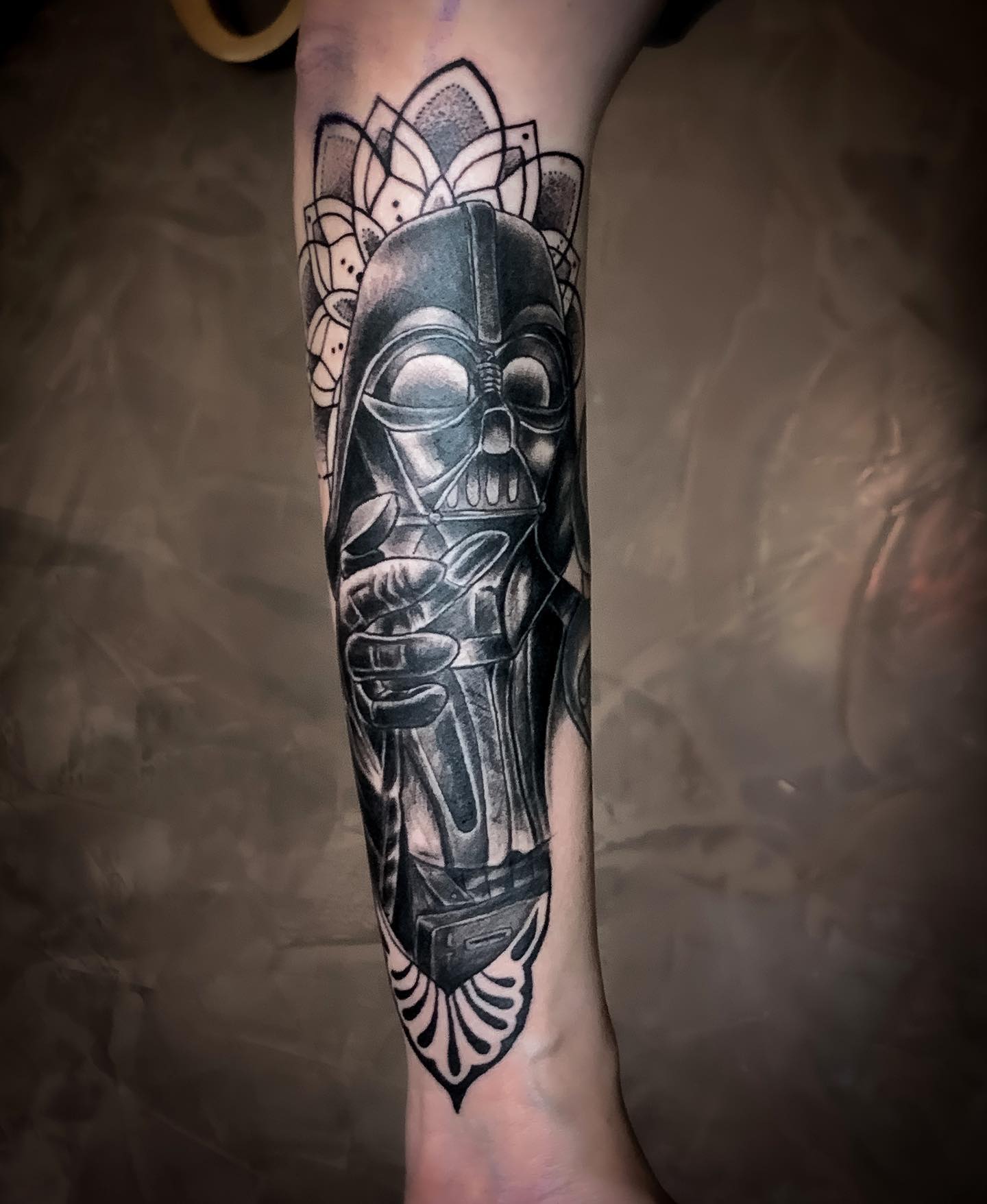 Weird spot to take a photo, but you‘ll get the idea.
.
Embrace the Darkside
.
.
...