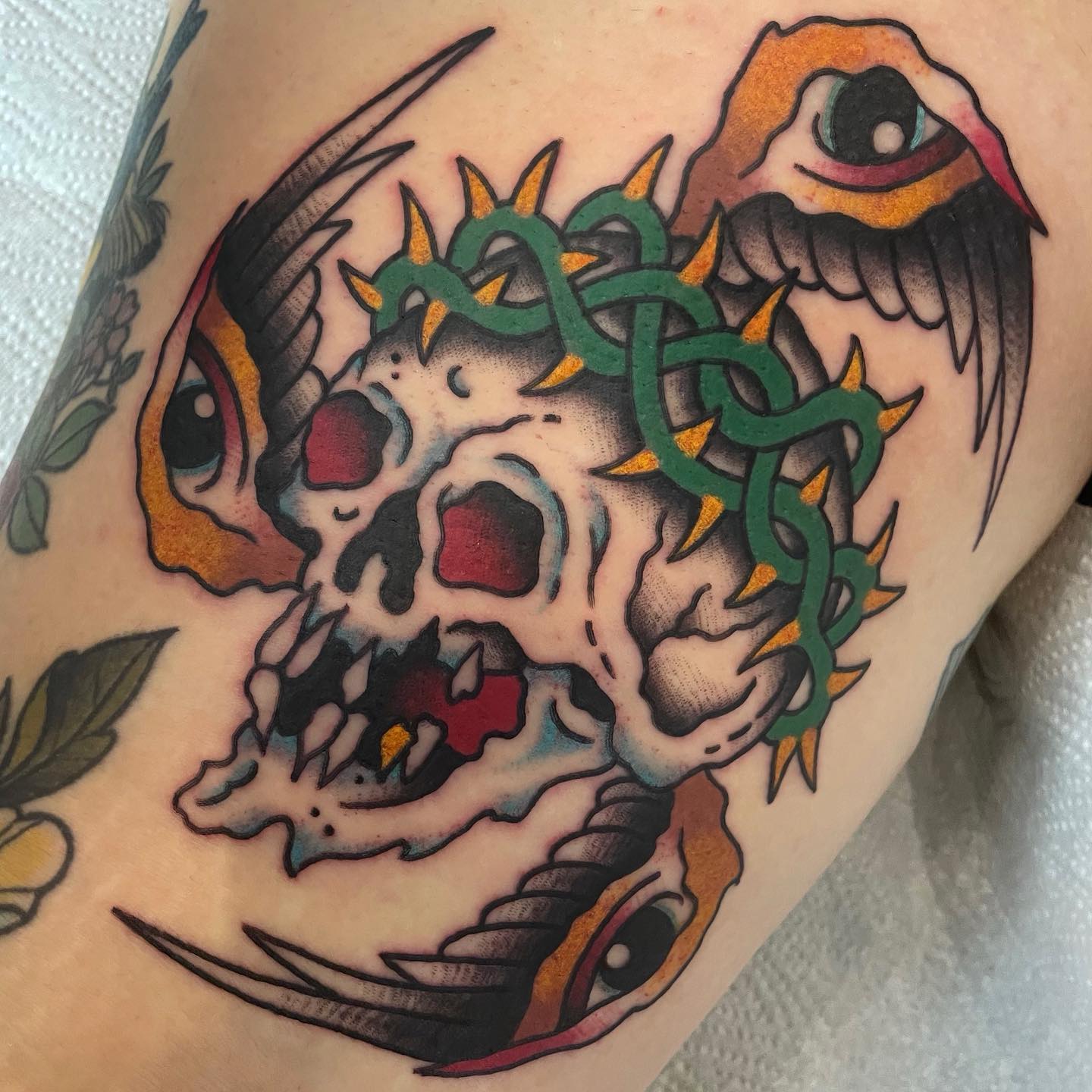MORE SKULLS PLEASE…

#tattoo #tattoos #tattooed #tattoolife #tattooing #boldwill