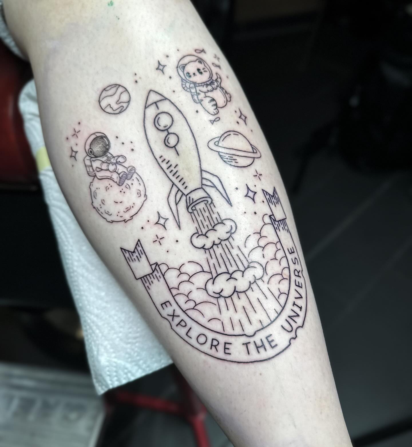 DANKE SARAH!
.
#universetattoo #catmom #tattooideas #femaletattooartist #zeitgei