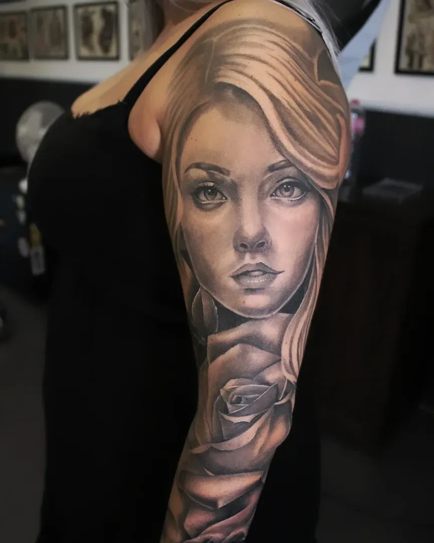 Komplett verheilt! Danke Rafaela für dein Vertrauen!

#tätowierung #tattoo #blac