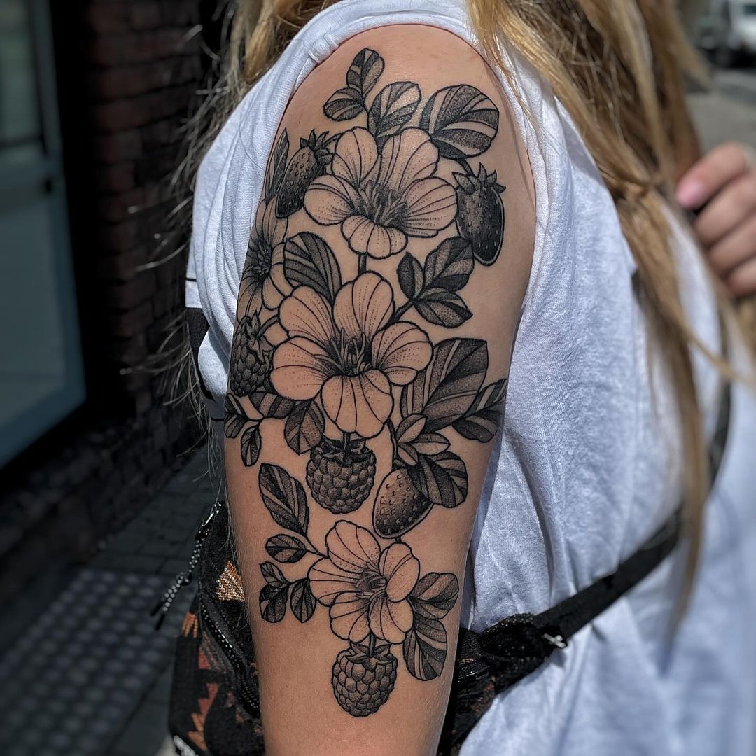 War ne tolle Sitzung, danke Lisa
 Tattoo angefertig von @ronraida …..
