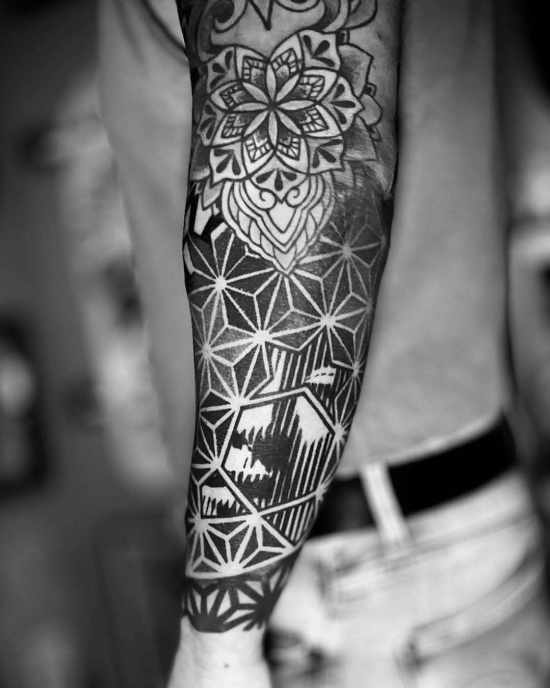 Angefertigt von @waldemar.avari.tattoos 
Mittwoch wieder bei uns, wie jeden Mitt